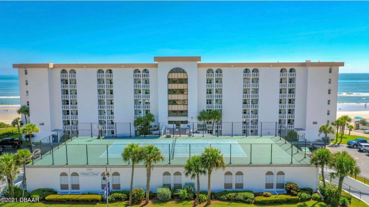 Beach Oasis 704 Lovely Daytona Ocean Front For 5 Sleeps Up To 12 Daytona Beach Bagian luar foto
