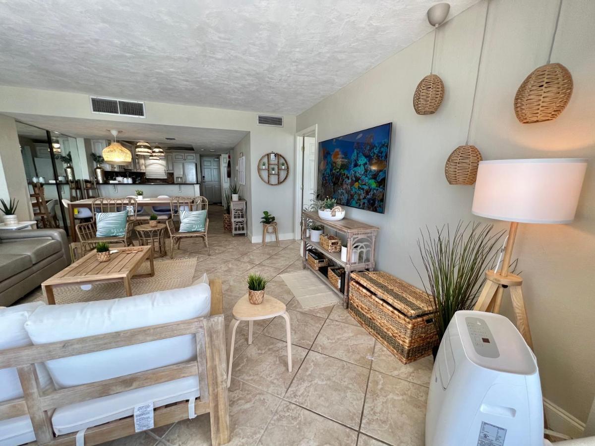 Beach Oasis 704 Lovely Daytona Ocean Front For 5 Sleeps Up To 12 Daytona Beach Bagian luar foto