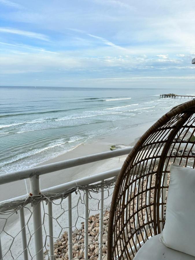 Beach Oasis 704 Lovely Daytona Ocean Front For 5 Sleeps Up To 12 Daytona Beach Bagian luar foto